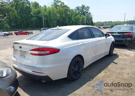 2019 Ford Fusion Se z USA, uszkodzony, nr VIN 3FA6P0HD2KR163089